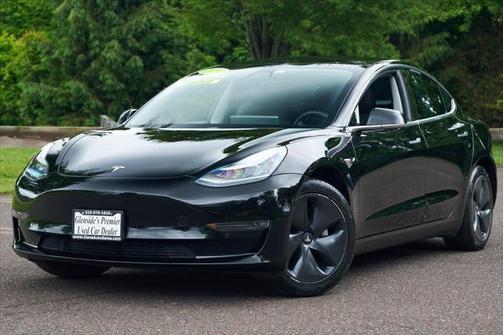2019 Tesla Model 3 Mid Range