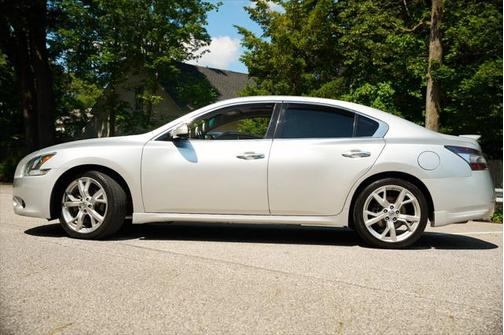 2012 Nissan Maxima SV