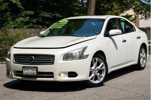 2014 Nissan Maxima SV