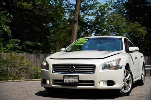 2014 Nissan Maxima SV