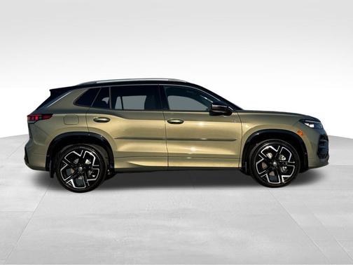 2026 Volkswagen Tiguan 2.0T SEL R-Line