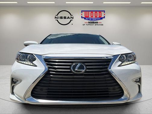 Eminent White Pearl 2016 Lexus ES 350 Base