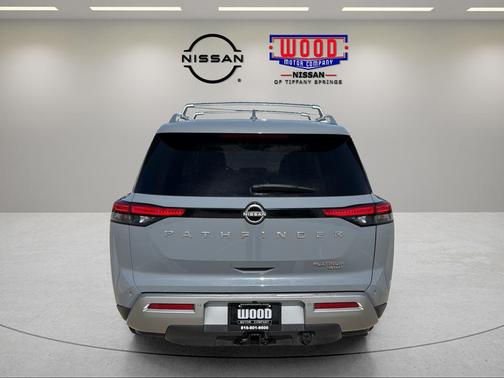 2023 Nissan Pathfinder Platinum