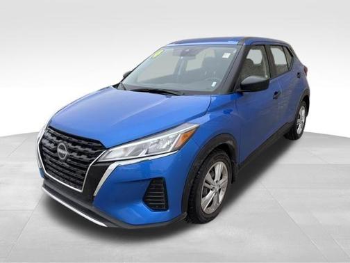 2023 Nissan Kicks S