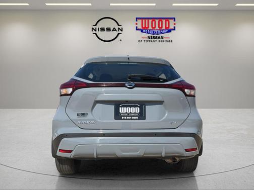 Boulder Gray 2021 Nissan Kicks SV