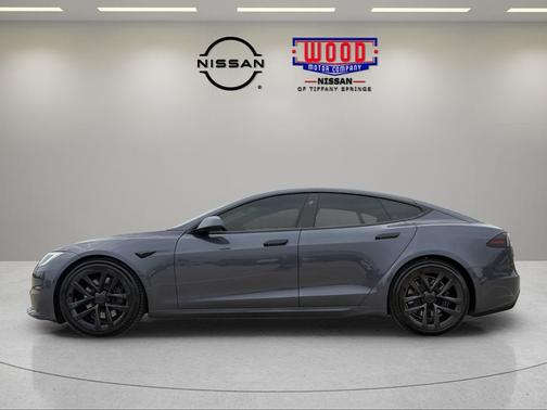 2022 Tesla Model S Plaid