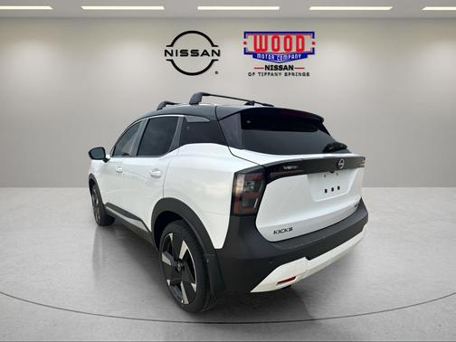 2026 Nissan Kicks SR