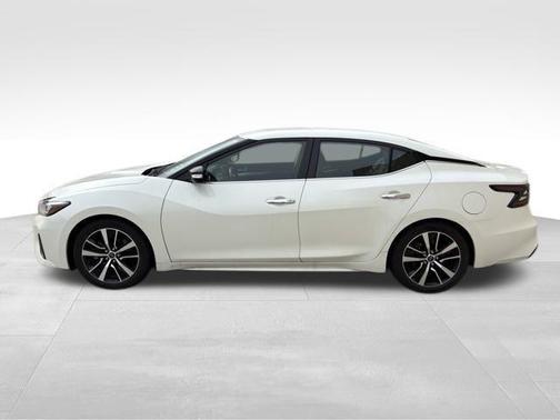 2023 Nissan Maxima SV