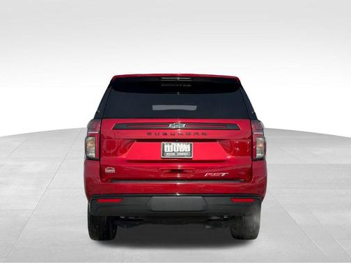 2024 Chevrolet Suburban RST