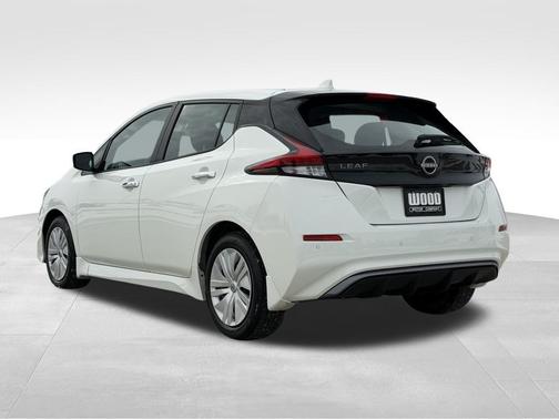 2023 Nissan Leaf S