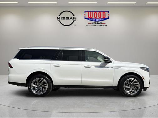 2025 Lincoln Navigator Black Label