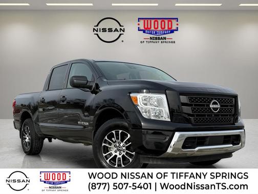 2024 Nissan Titan SV