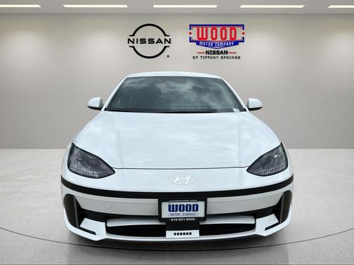 White 2024 Hyundai IONIQ 6 SEL