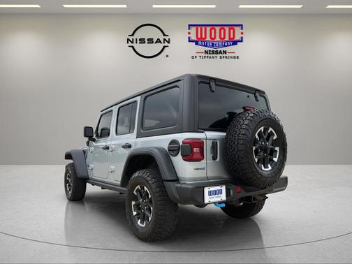 Silver Zynith Clearcoat 2024 Jeep Wrangler 4xe Rubicon