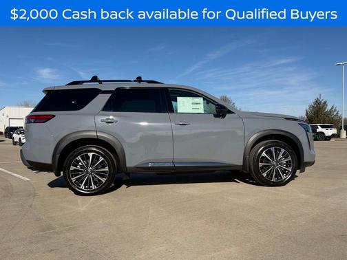 2026 Nissan Pathfinder Platinum