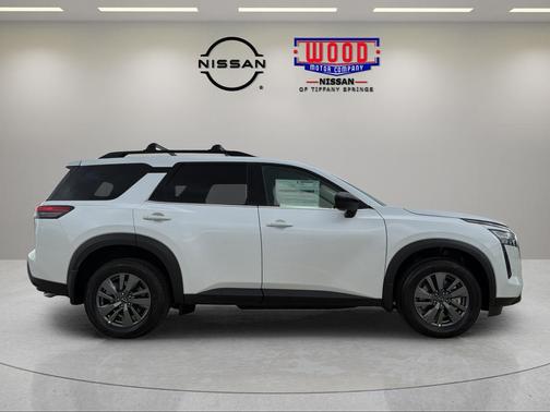 Everest White P 2026 Nissan Pathfinder SV