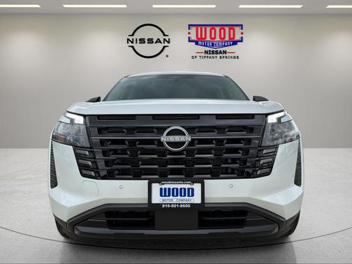 Everest White P 2026 Nissan Pathfinder SV
