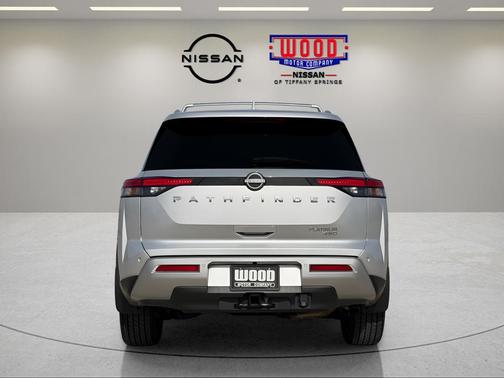 2025 Nissan Pathfinder Platinum