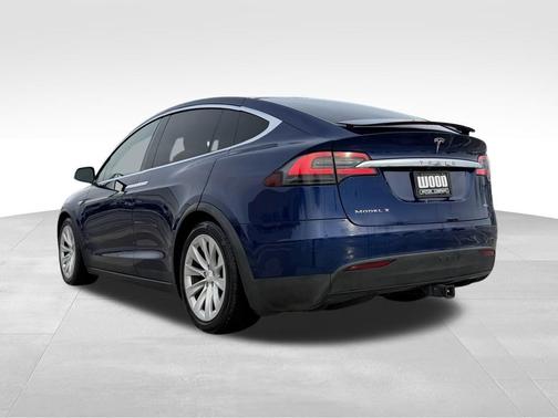 2016 Tesla Model X 90D