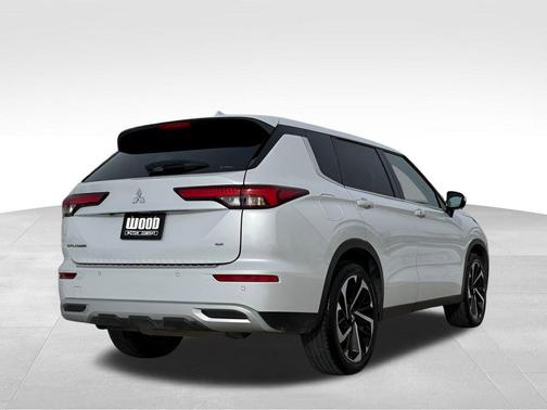2024 Mitsubishi Outlander SE Black Edition