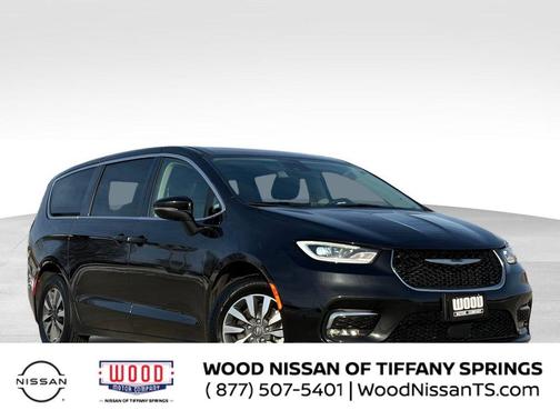 2023 Chrysler Pacifica Hybrid Touring L