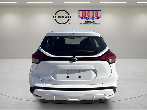 2025 Nissan Kicks Play S