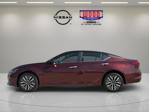 Garnet Pearl Me 2024 Nissan Altima 2.5 SV