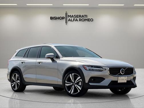 Silver 2025 Volvo V60 Cross Country B5 Plus