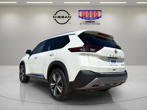White 2023 Nissan Rogue SL