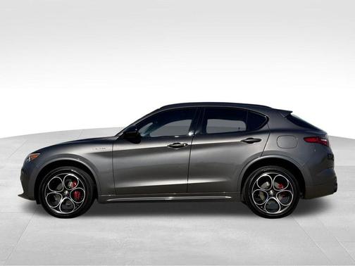 2023 Alfa Romeo Stelvio Veloce