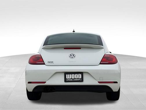 2019 Volkswagen Beetle 2.0T S