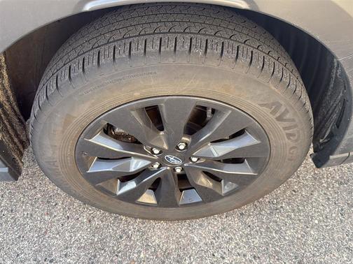 Magnetite Gray Metallic 2024 Subaru Outback Onyx Edition