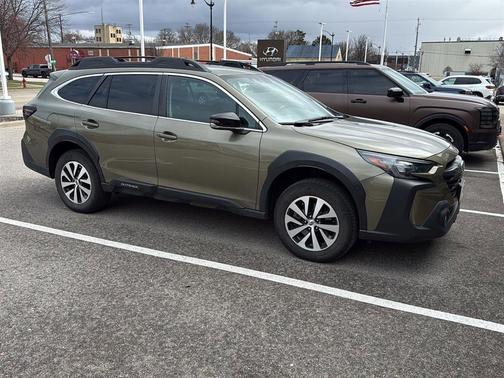 Autumn Green Metallic 2023 Subaru Outback Premium