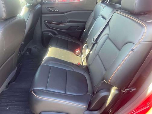 2021 GMC Acadia AWD AT4