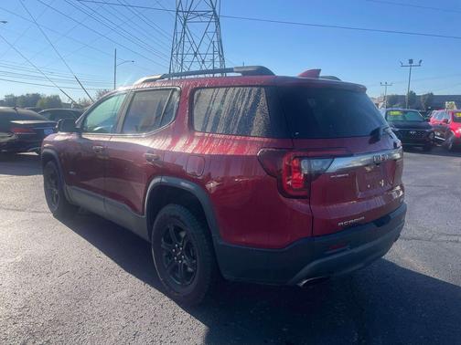 2021 GMC Acadia AWD AT4