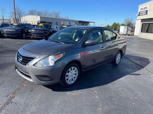 2016 Nissan Versa 1.6 SV