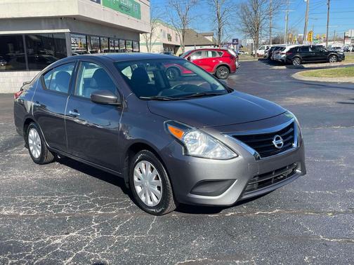 2016 Nissan Versa 1.6 SV