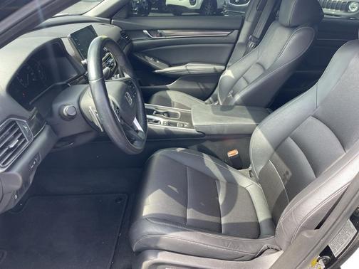 Crystal Black Pearl 2019 Honda Accord Sport