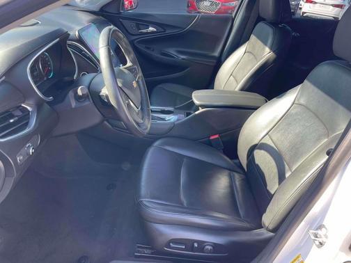 2017 Chevrolet Malibu 1LT