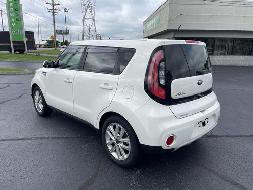 2019 Kia Soul +