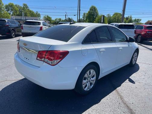 Summit White 2016 Chevrolet Cruze Limited LS