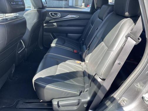 2017 INFINITI QX60 Base