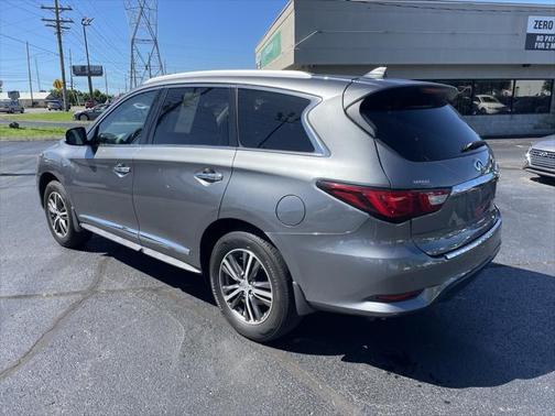 2017 INFINITI QX60 Base
