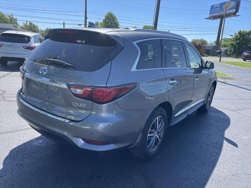 2017 INFINITI QX60 Base