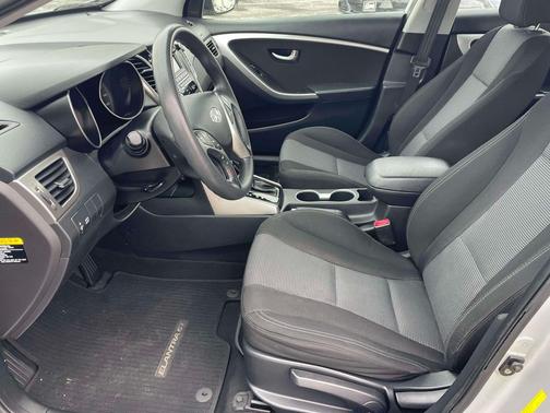 2015 Hyundai Elantra GT Base
