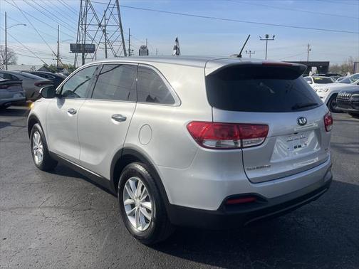 2018 Kia Sorento L