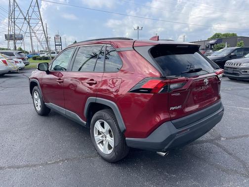 2019 Toyota RAV4 XLE
