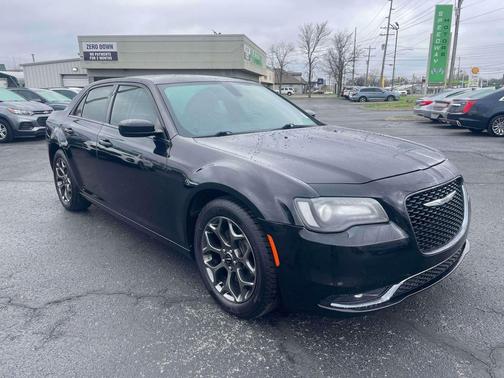 2017 Chrysler 300 S