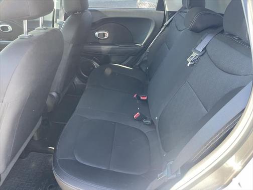 2017 Kia Soul Base