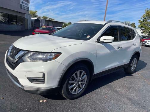 2020 Nissan Rogue SV
